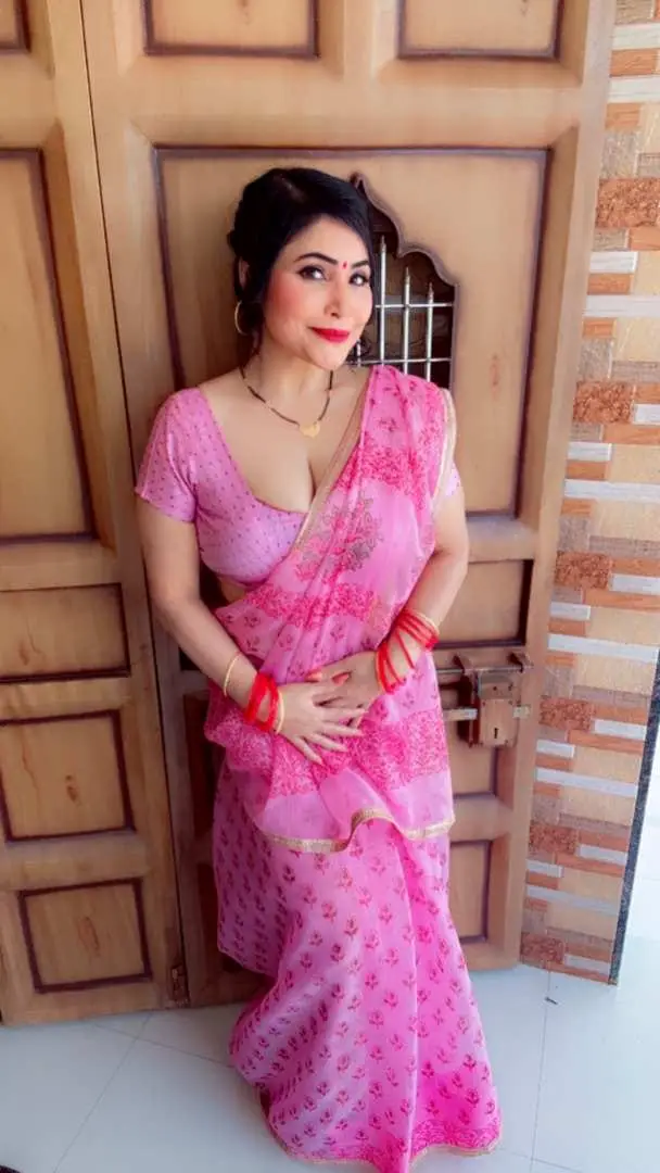 Rajsi Verma Model Profile Photo